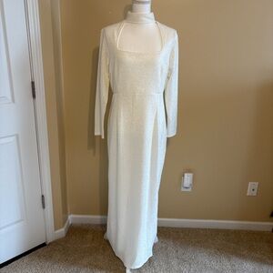 Chic Long Sleeve White Dress